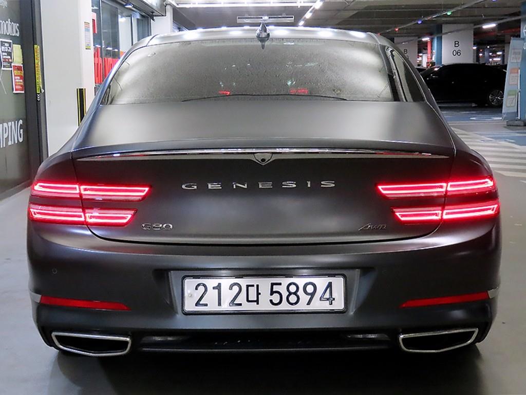 Genesis G80 - Vista 5