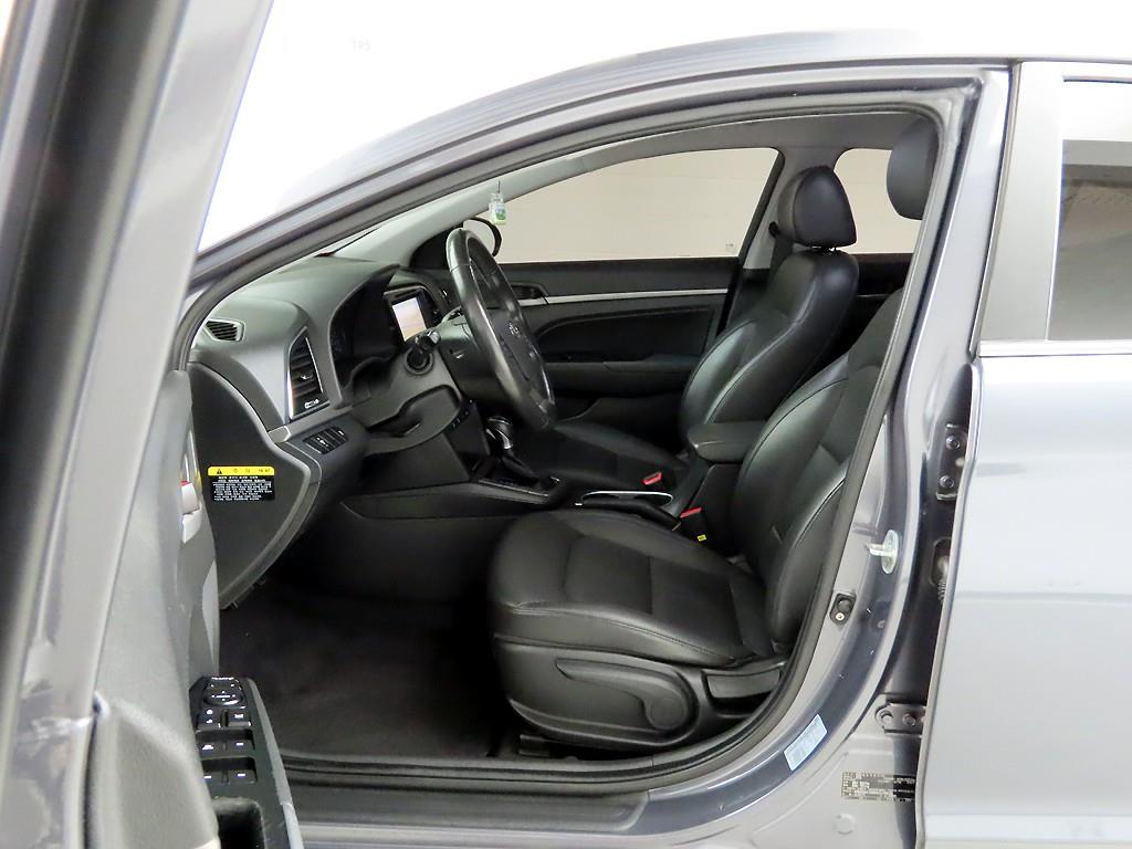 HYUNDAI Avante 2017 Gris - Importación desde Corea - HF Imports Iquique - Foto 13