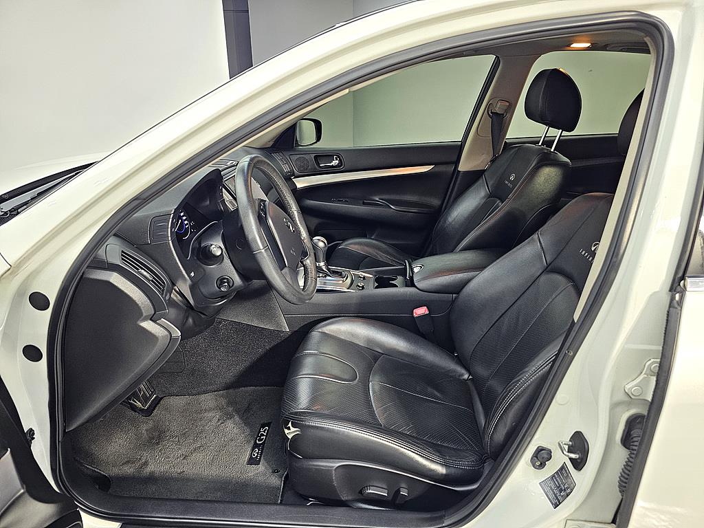 Infiniti G - Vista 8