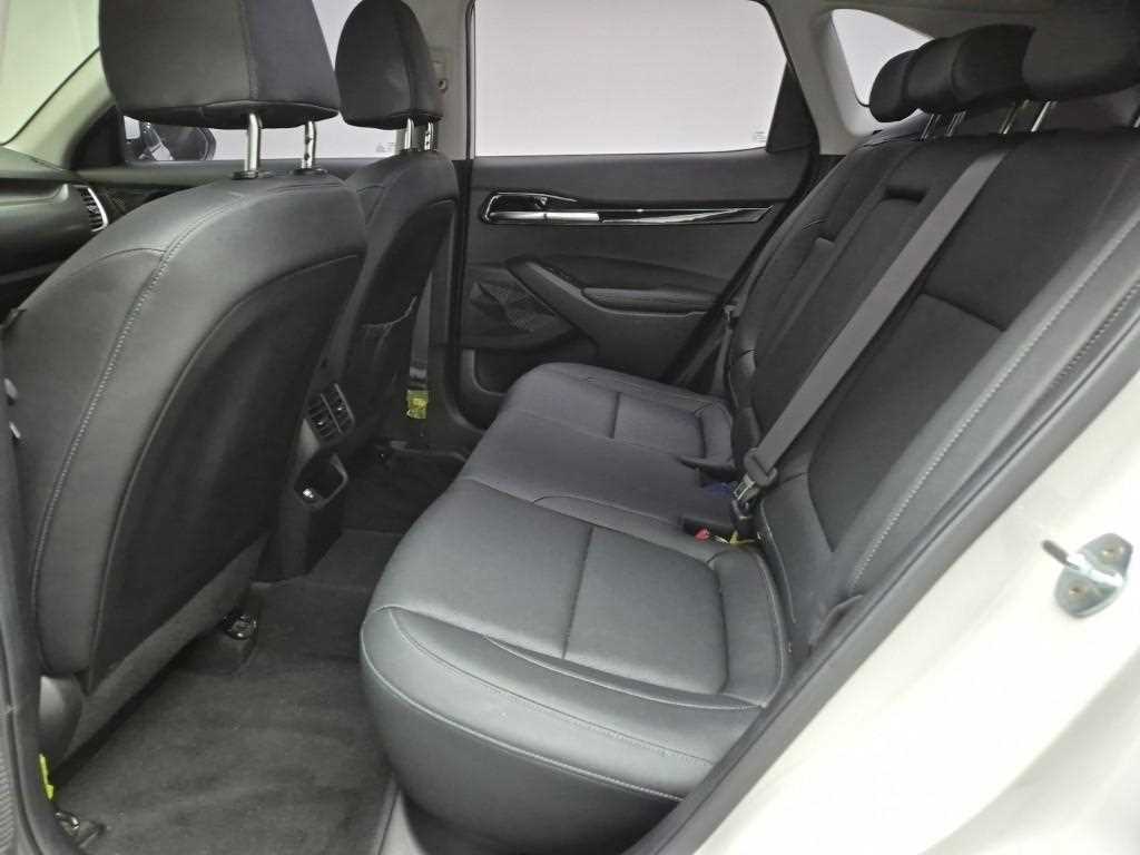 KIA Seltos - Vista 12