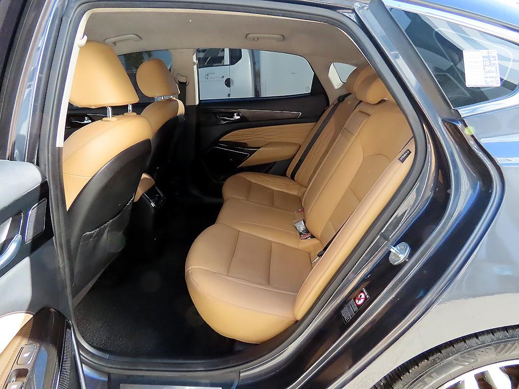 KIA K7 - Vista 6