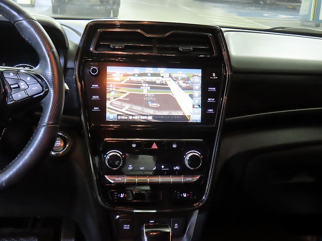 Ssangyong Tivoli - Vista 11