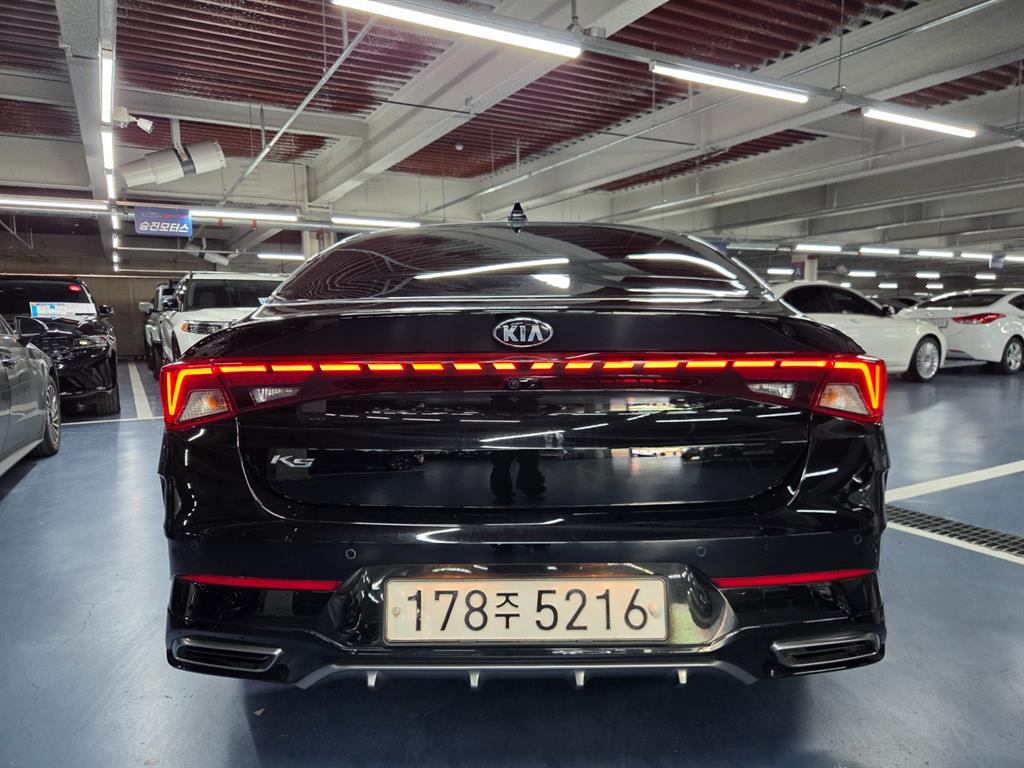 KIA K5 - Vista 5