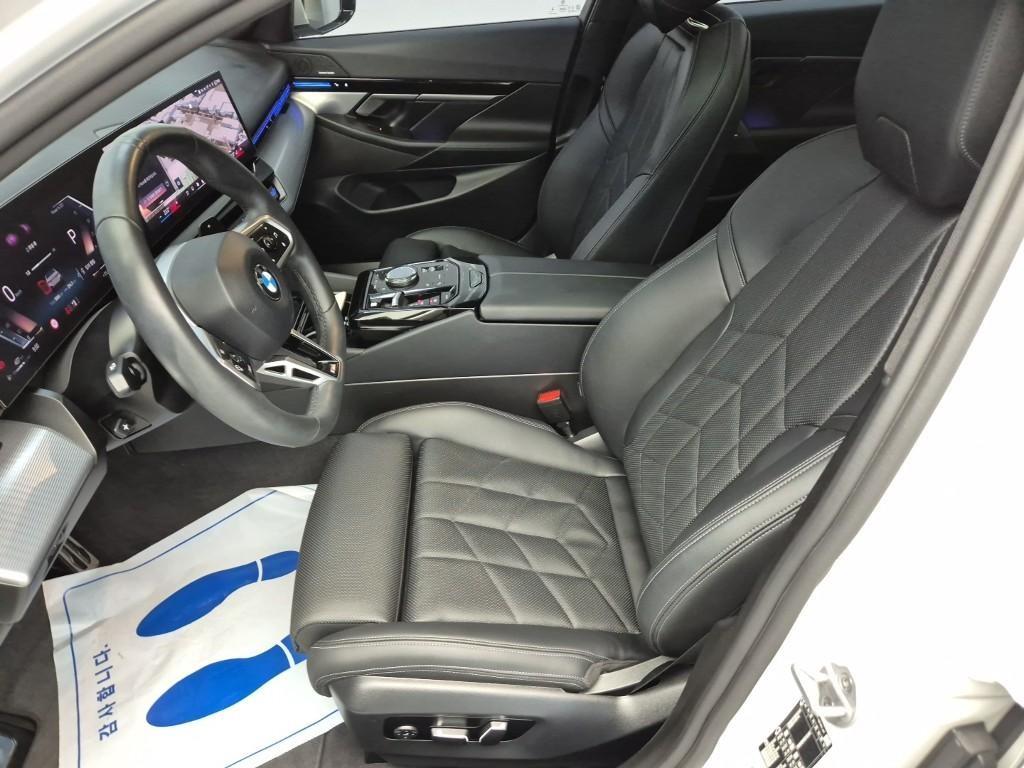 BMW 5 Series - Vista 11