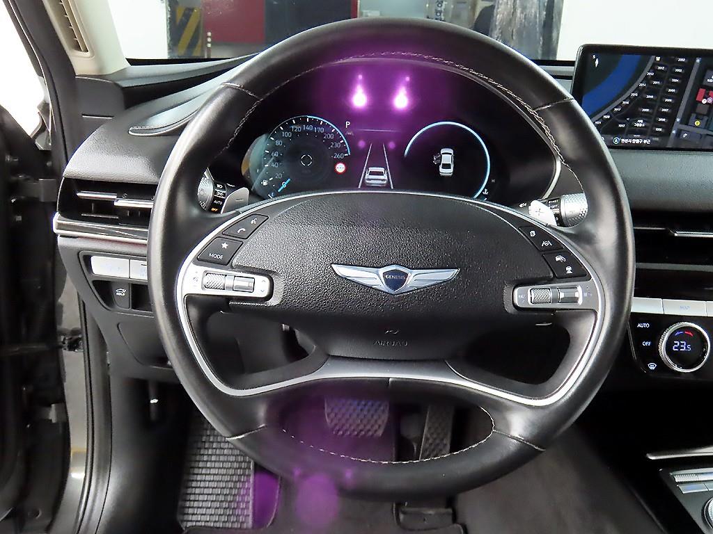 Genesis G80 - Vista 9