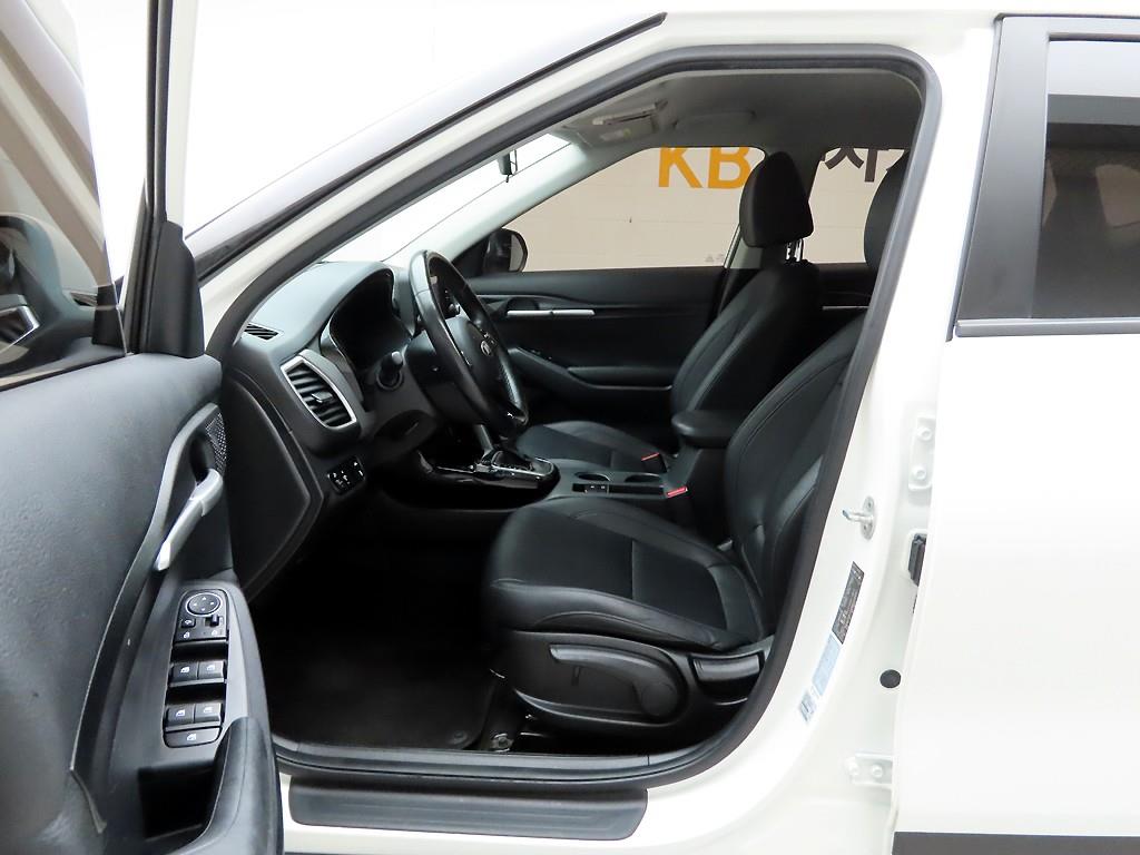 KIA Seltos 2022 Blanco - Importación desde Corea - HF Imports Iquique - Foto 13