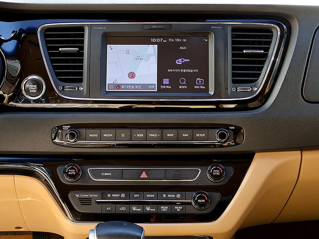 KIA Carnival 2019 Negro - Importación desde Corea - HF Imports Iquique - Foto 8