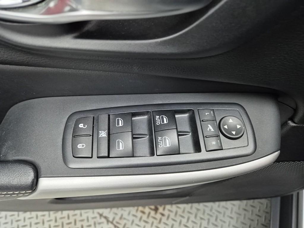 Jeep Cherokee 2017 Plateado - Importación desde Corea - HF Imports Iquique - Foto 19