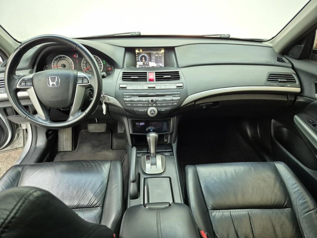 Honda Accord - Vista 5