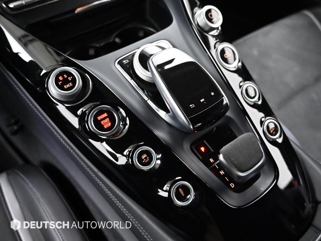 Mercedes Benz AMG GT - Vista 9