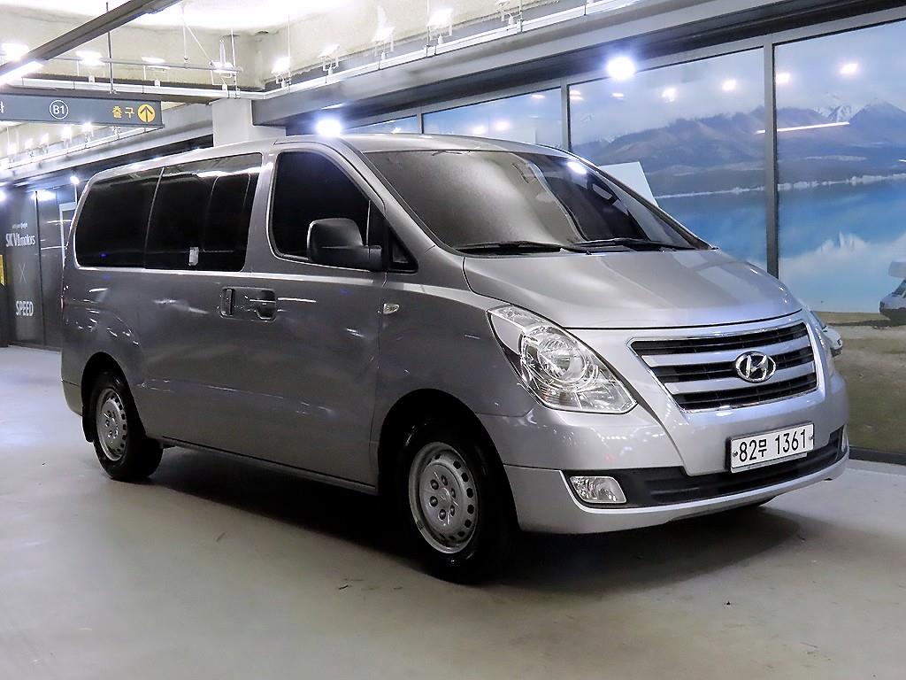 HYUNDAI Starex 2018 Plateado - Importación desde Corea - HF Imports Iquique - Foto 1