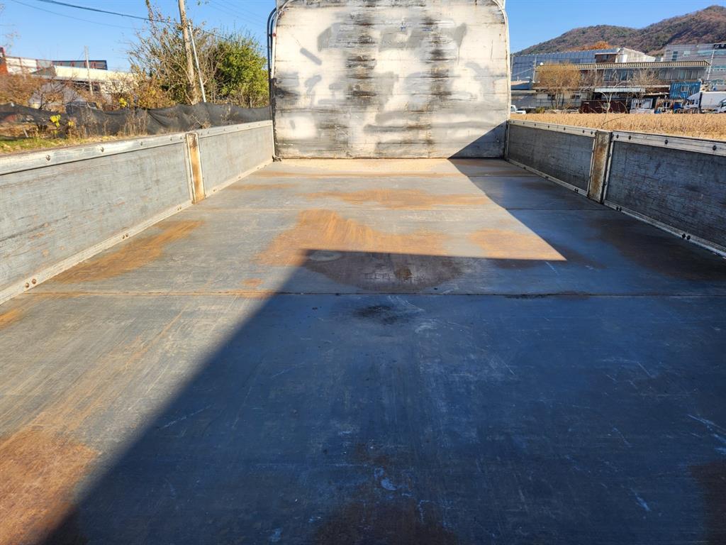 medium and large cargo Cargo - Vista 7