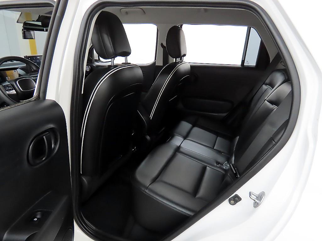 HYUNDAI Casper - Vista 6