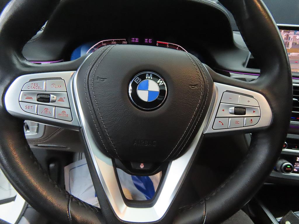 BMW 7 Series - Vista 8