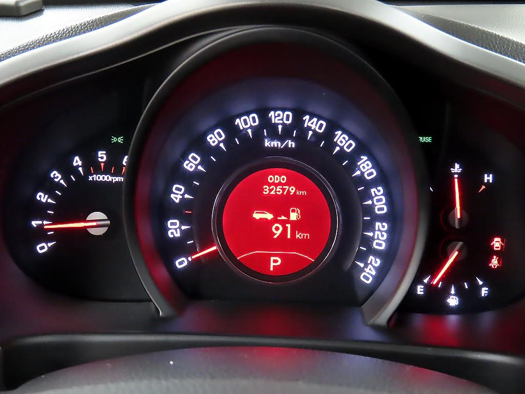 KIA Sportage - Vista 8