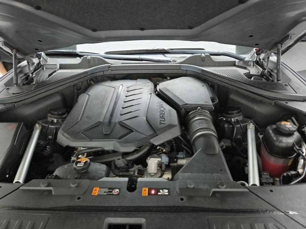 Genesis GV80 - Vista 5