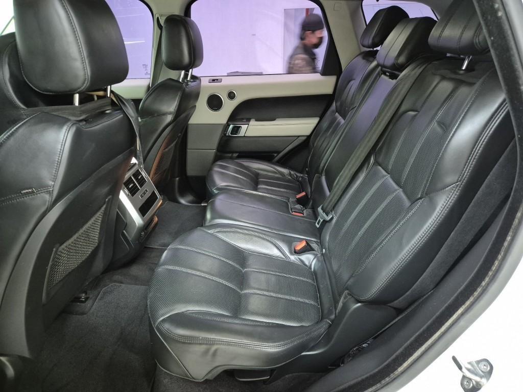 Land Rover Range Rover Sports - Vista 12