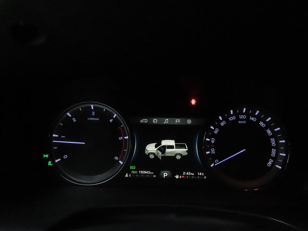 Ssangyong Rexton - Vista 9