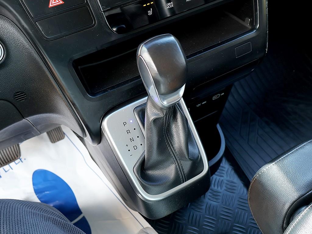 HYUNDAI Staria 2022 Gris - Importación desde Corea - HF Imports Iquique - Foto 7