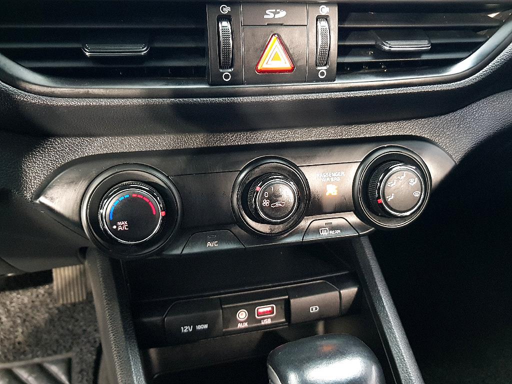 KIA K3 2019 Blanco - Importación desde Corea - HF Imports Iquique - Foto 13