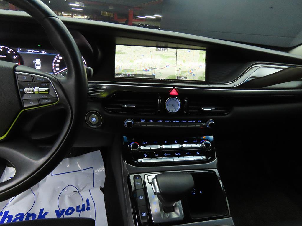 Genesis EQ900 - Vista 10