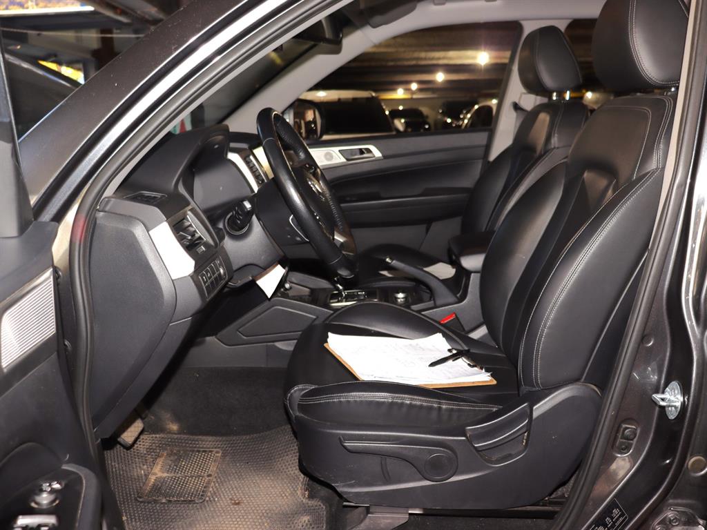 Ssangyong Rexton 2018 Gris - Importación desde Corea - HF Imports Iquique - Foto 9
