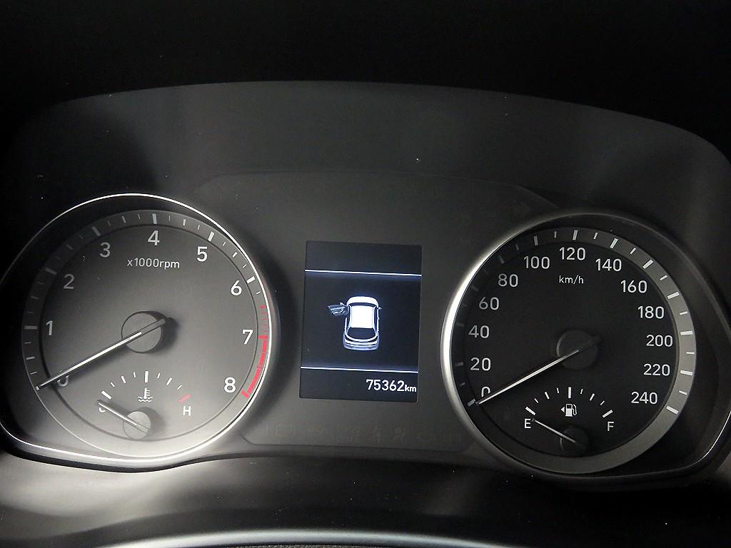 HYUNDAI i30 - Vista 12