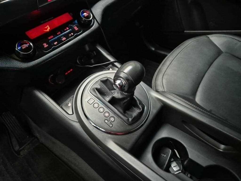 KIA Sportage - Vista 8