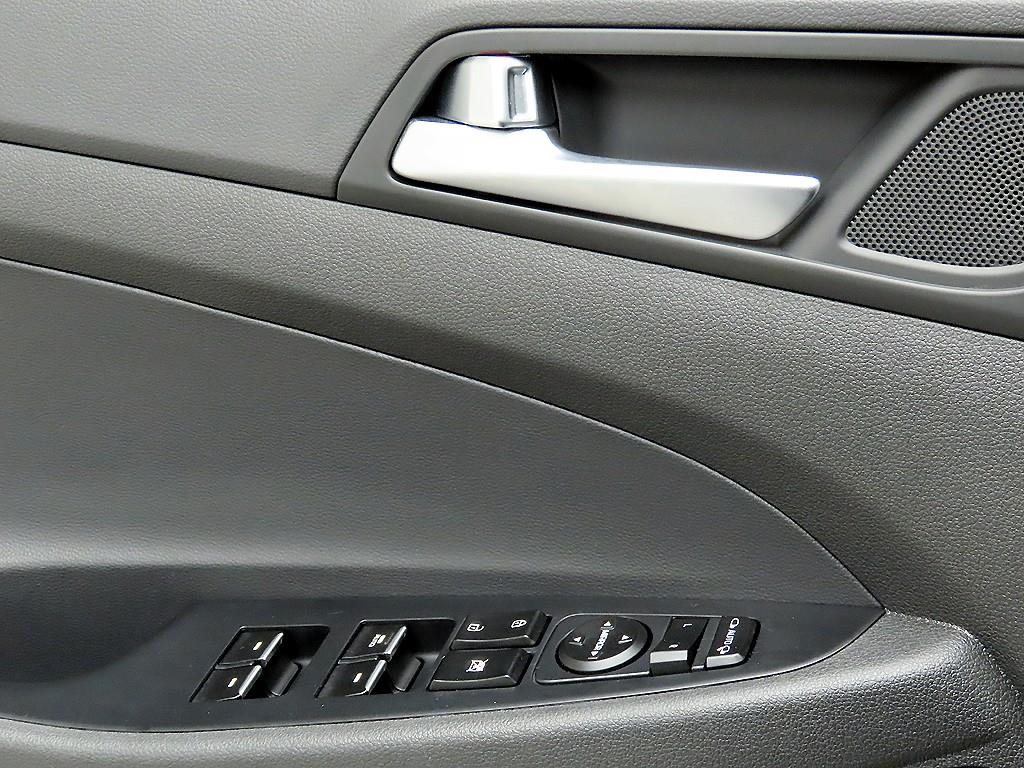 HYUNDAI Tucson - Vista 6