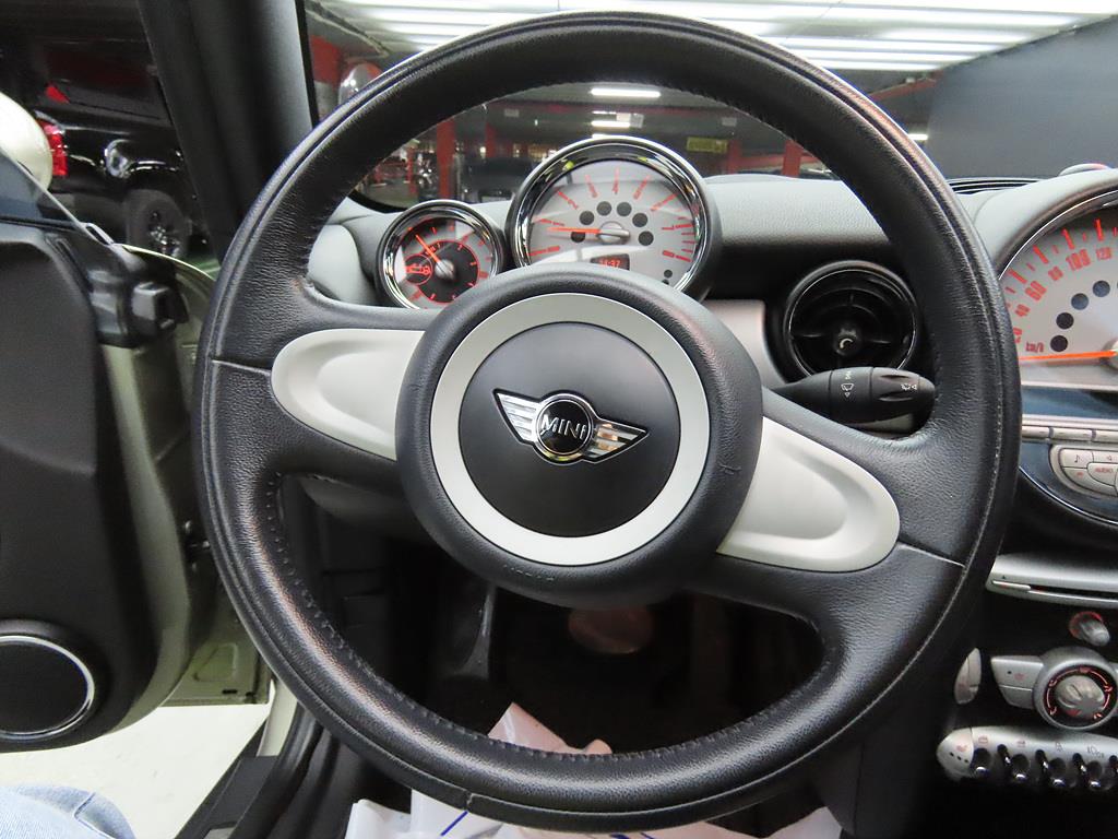 Mini Cooper Convertible - Vista 9