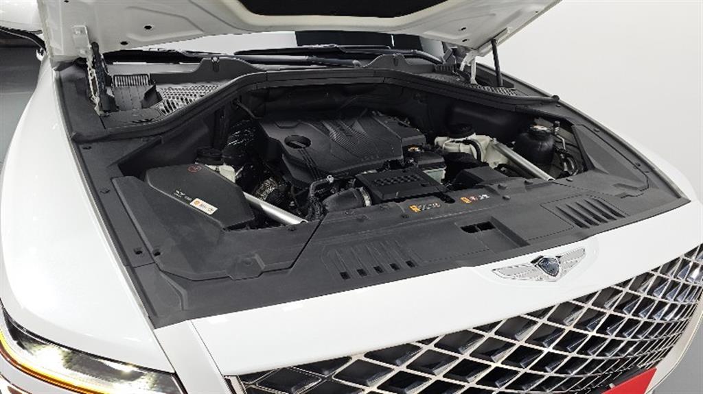 Genesis GV80 - Vista 4