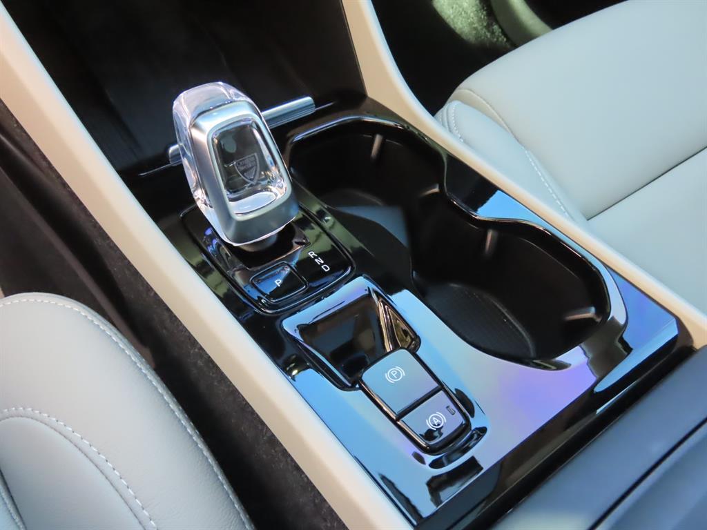 Volvo XC40 - Vista 11