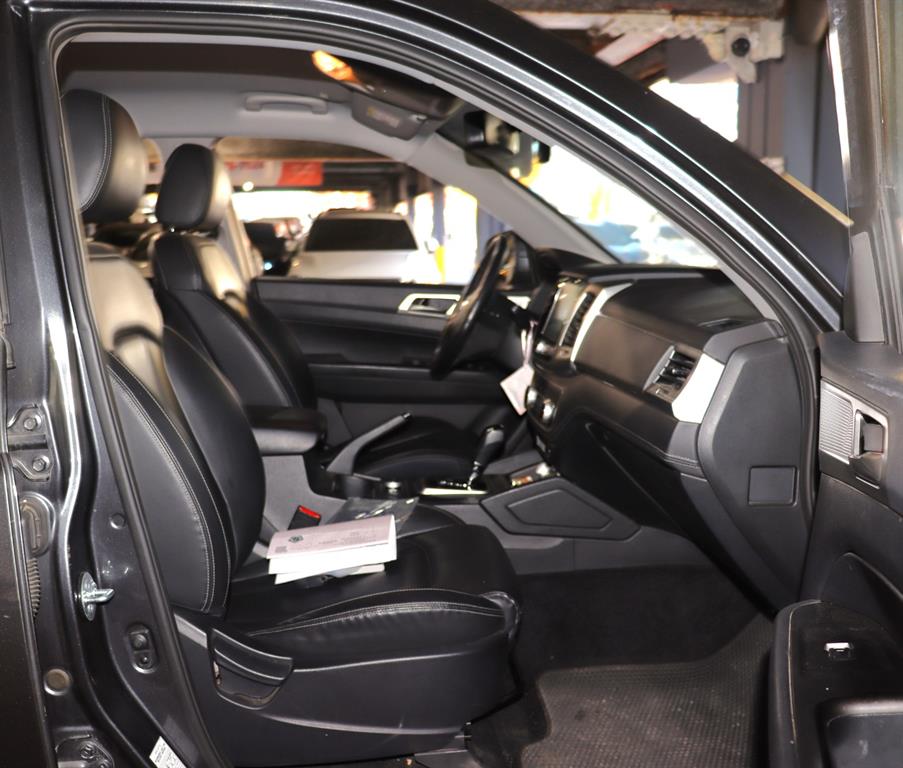 Ssangyong Rexton 2018 Gris - Importación desde Corea - HF Imports Iquique - Foto 12
