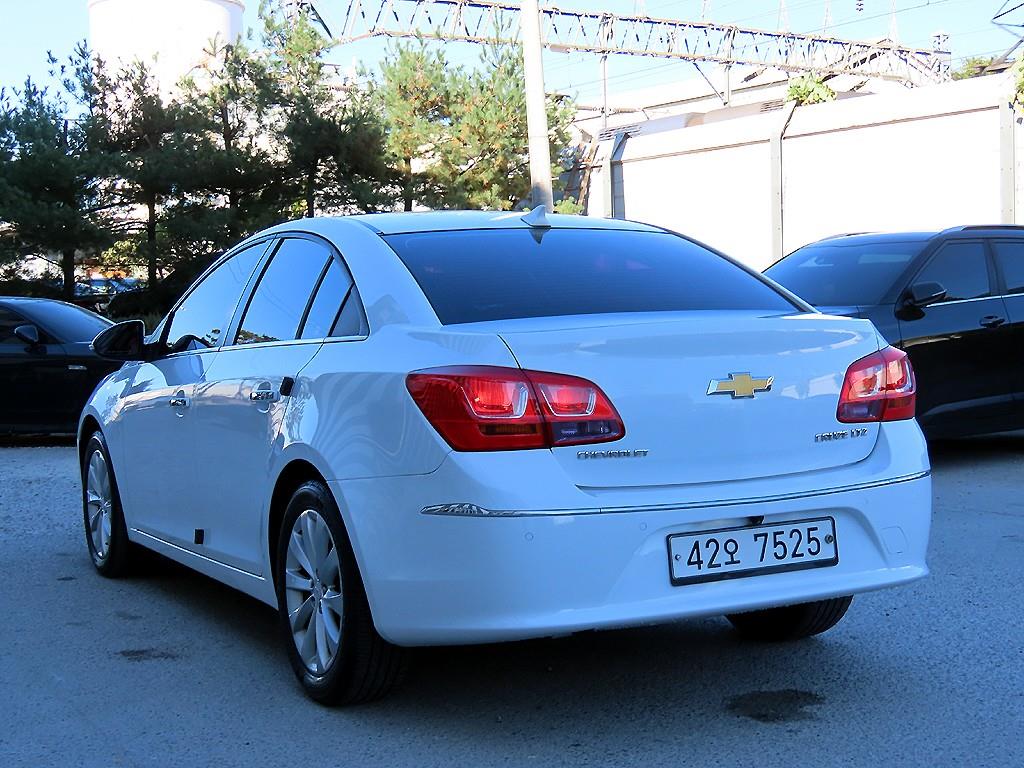 Chevrolet Cruise - Vista 3