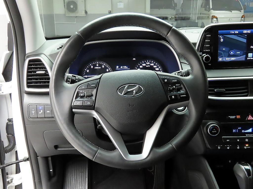 HYUNDAI Tucson - Vista 5