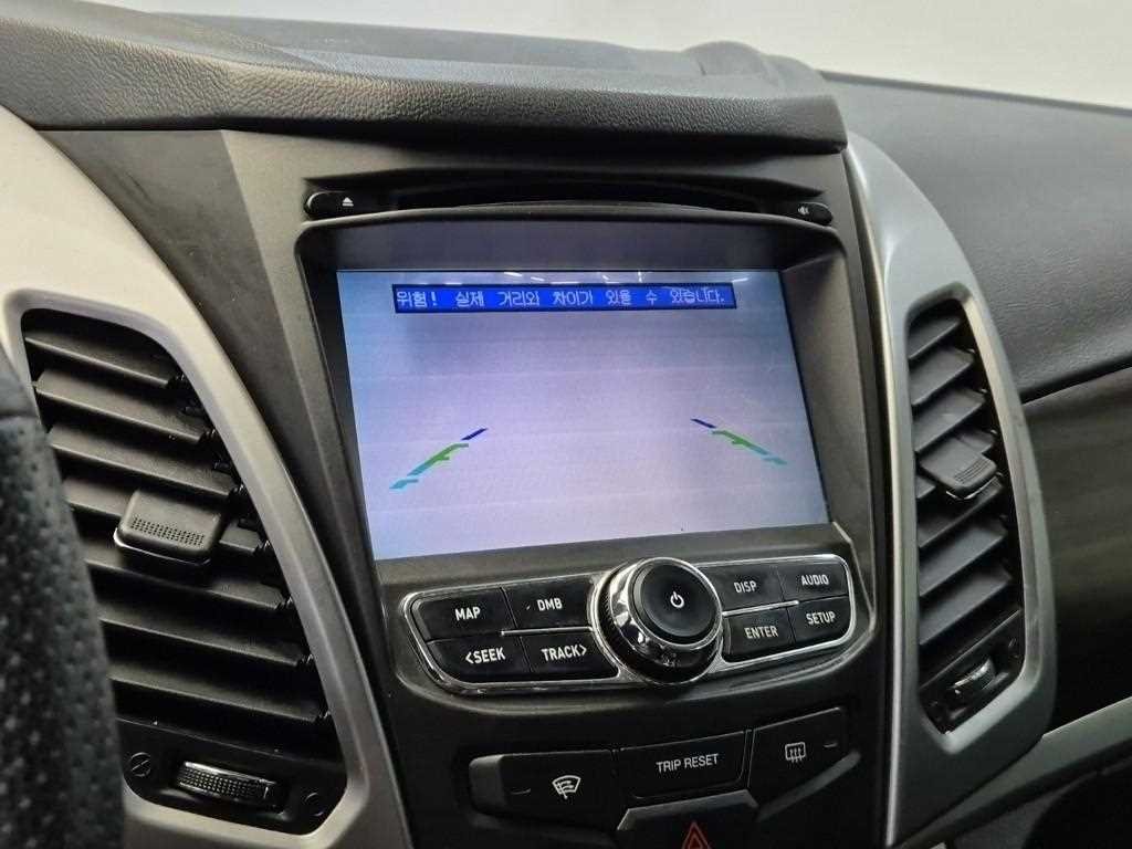 Ssangyong Korando 2014 Blanco - Importación desde Corea - HF Imports Iquique - Foto 13