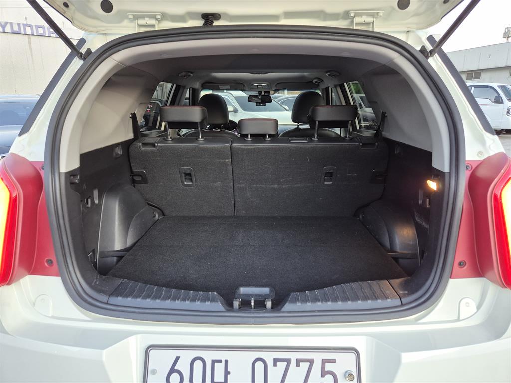 Ssangyong Tivoli 2016 Blanco - Importación desde Corea - HF Imports Iquique - Foto 17