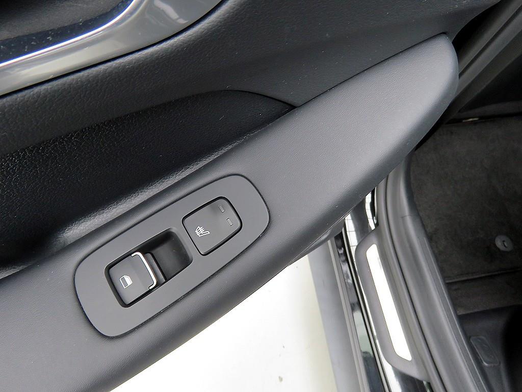 HYUNDAI Sonata - Vista 8