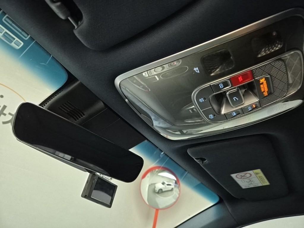 Genesis GV70 - Vista 7