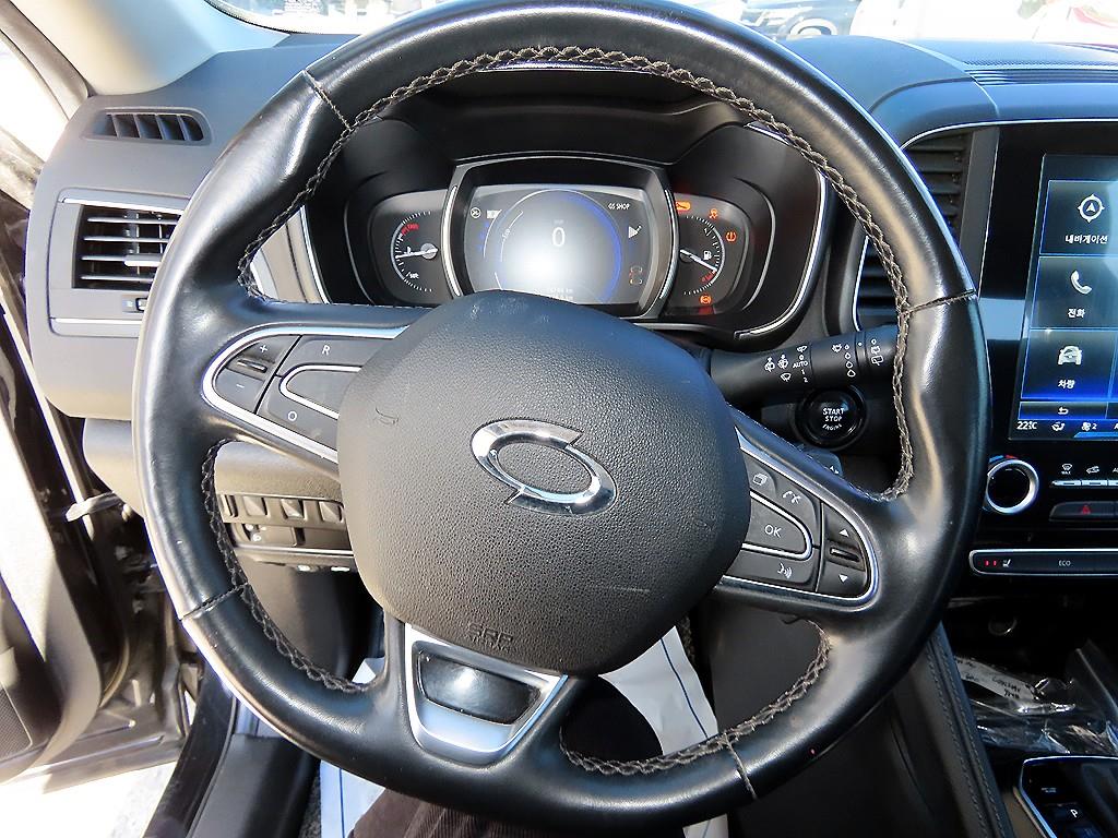 SAMSUNG QM6 - Vista 8