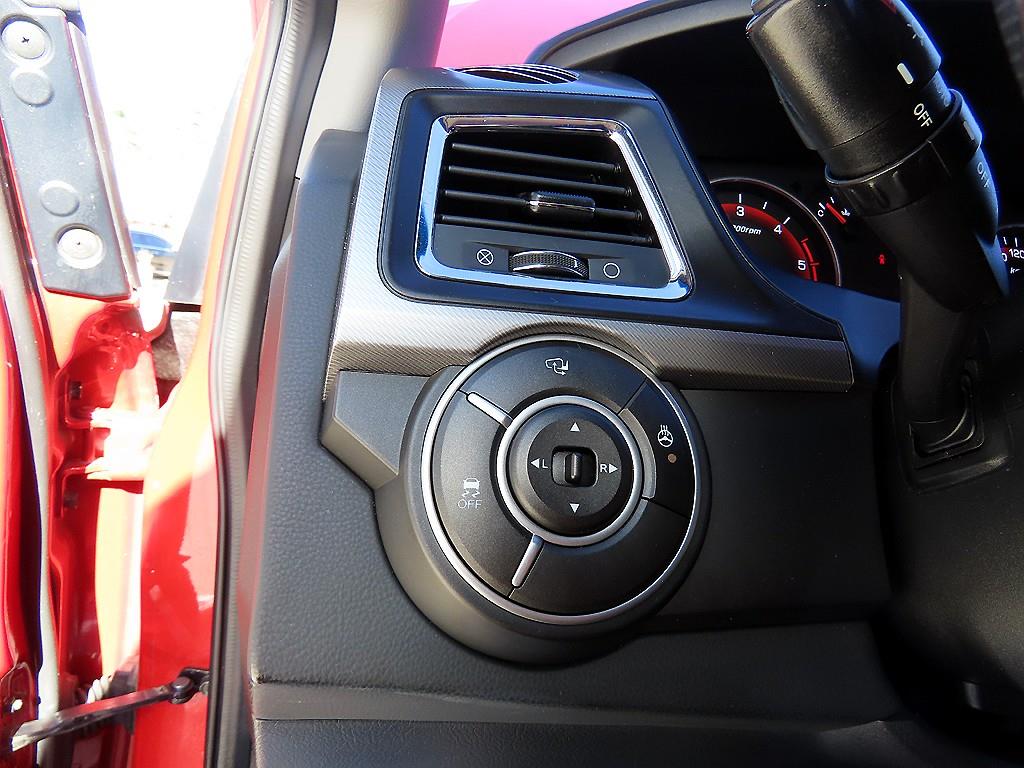 Ssangyong Korando - Vista 12