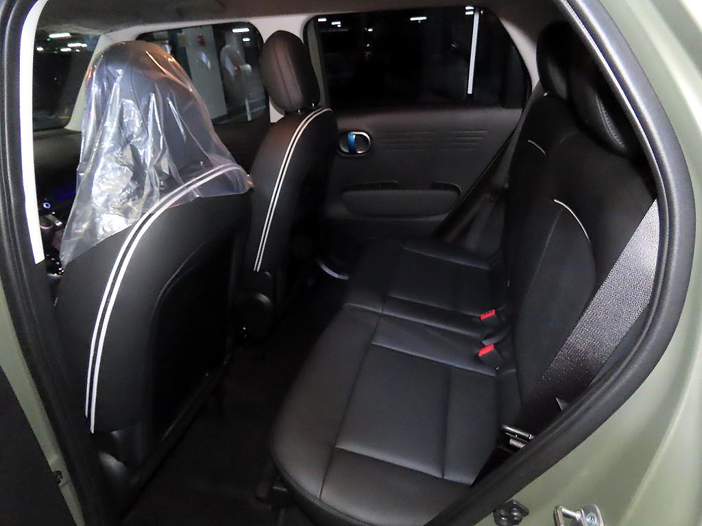 HYUNDAI Casper - Vista 7