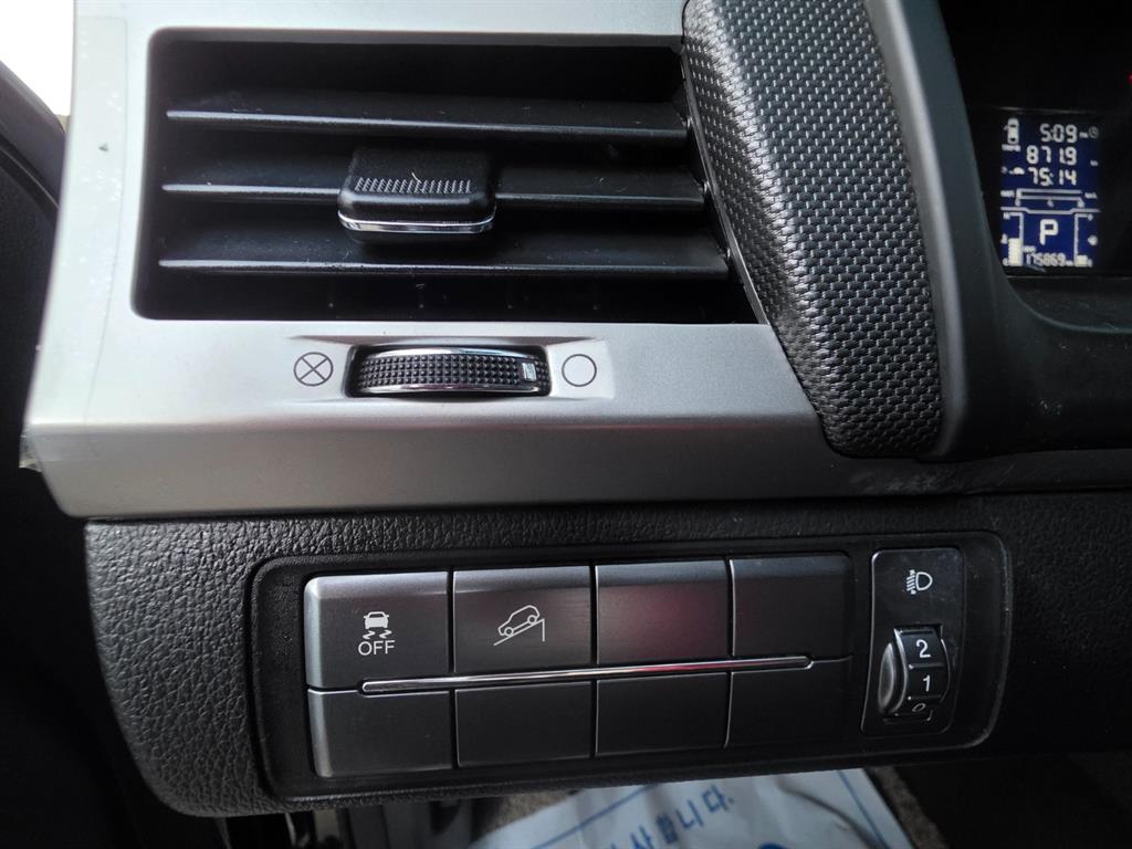 Ssangyong Rexton 2018 Negro - Importación desde Corea - HF Imports Iquique - Foto 15