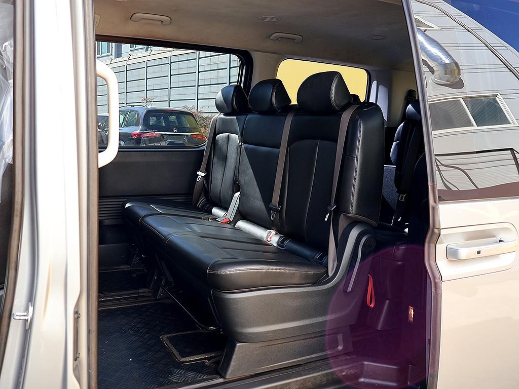 HYUNDAI Staria 2022 Gris - Importación desde Corea - HF Imports Iquique - Foto 12