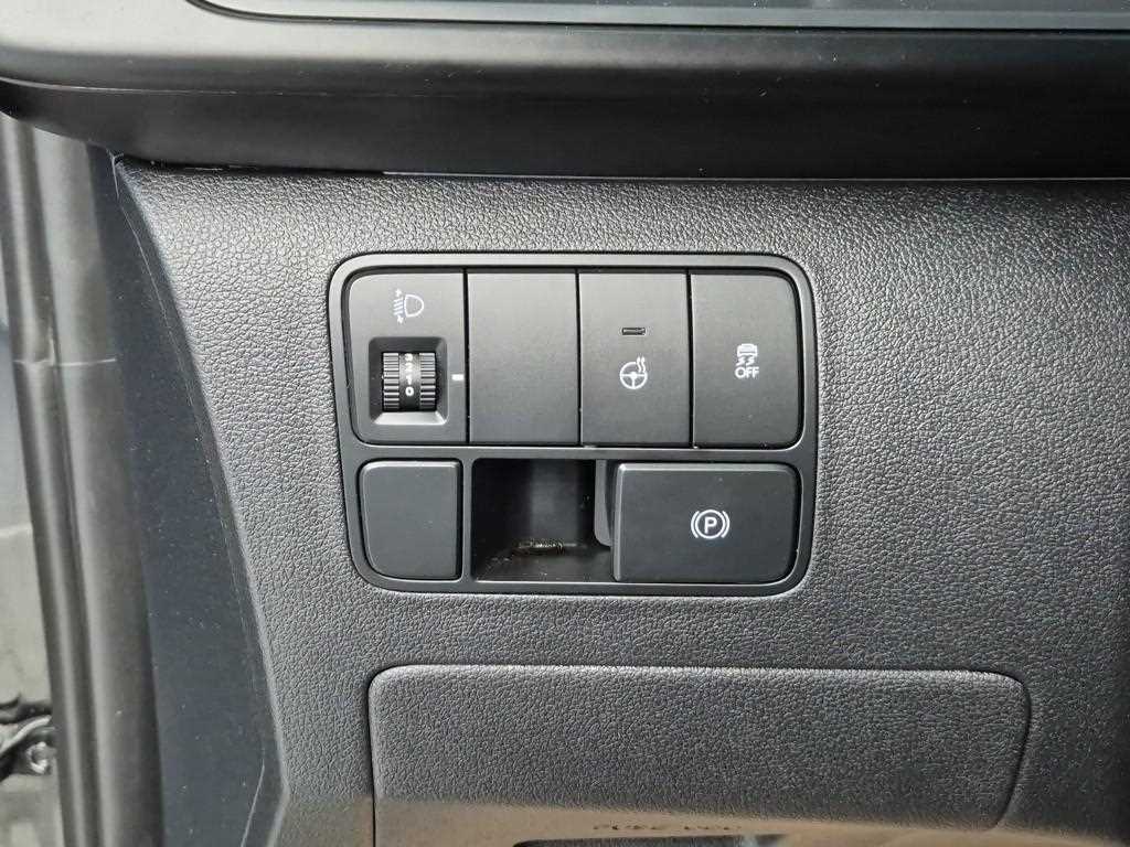 HYUNDAI Staria 2025 Negro - Importación desde Corea - HF Imports Iquique - Foto 17