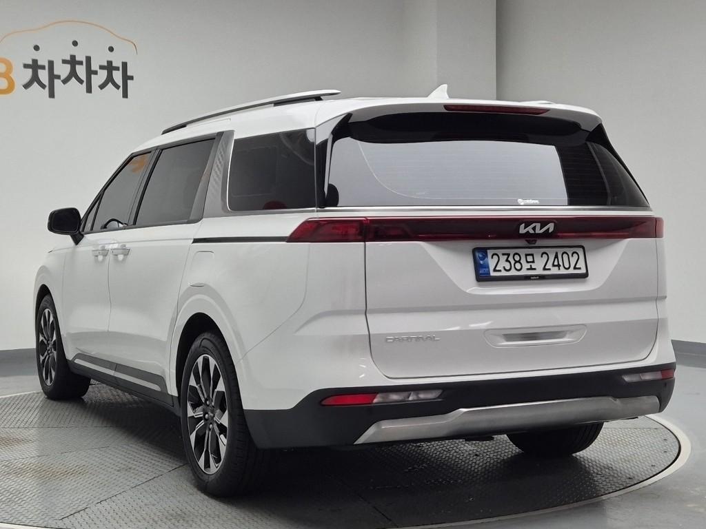 KIA Carnival - Vista 4