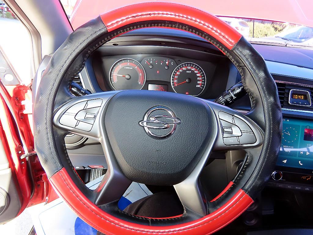 Ssangyong Korando - Vista 8