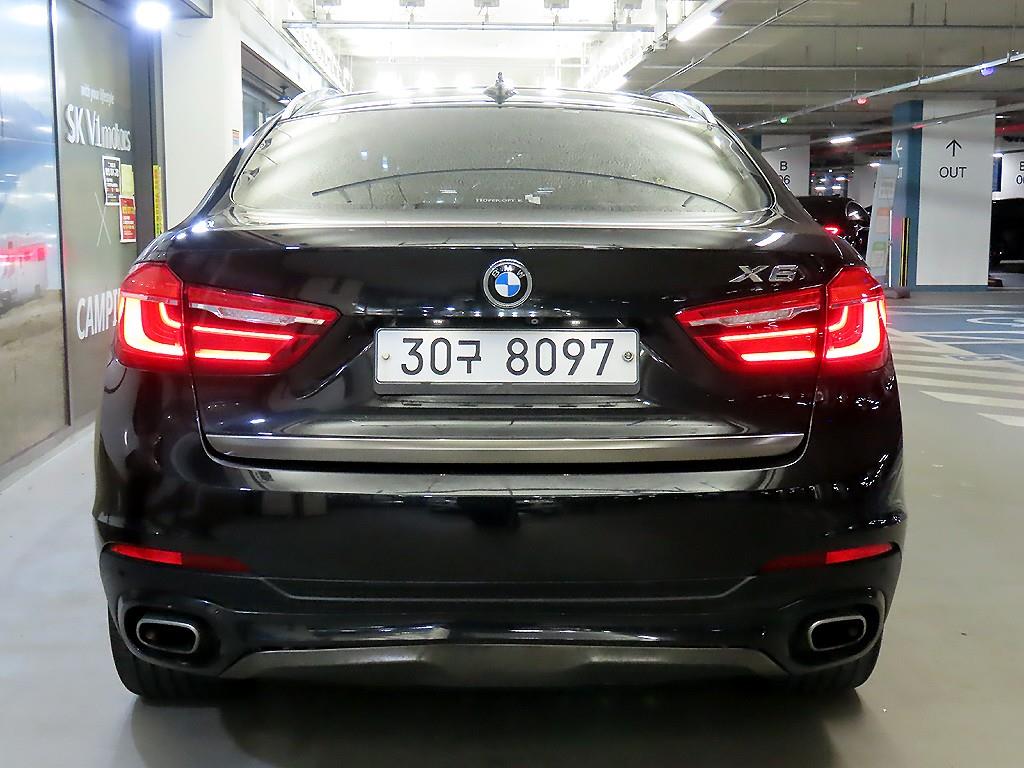 BMW X6 - Vista 5