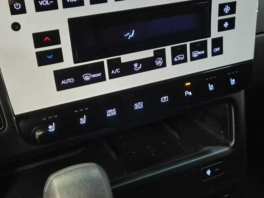 HYUNDAI Staria 2025 Negro - Importación desde Corea - HF Imports Iquique - Foto 16