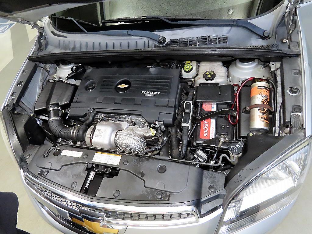 Chevrolet Orlando 2012 Plateado - Importación desde Corea - HF Imports Iquique - Foto 18